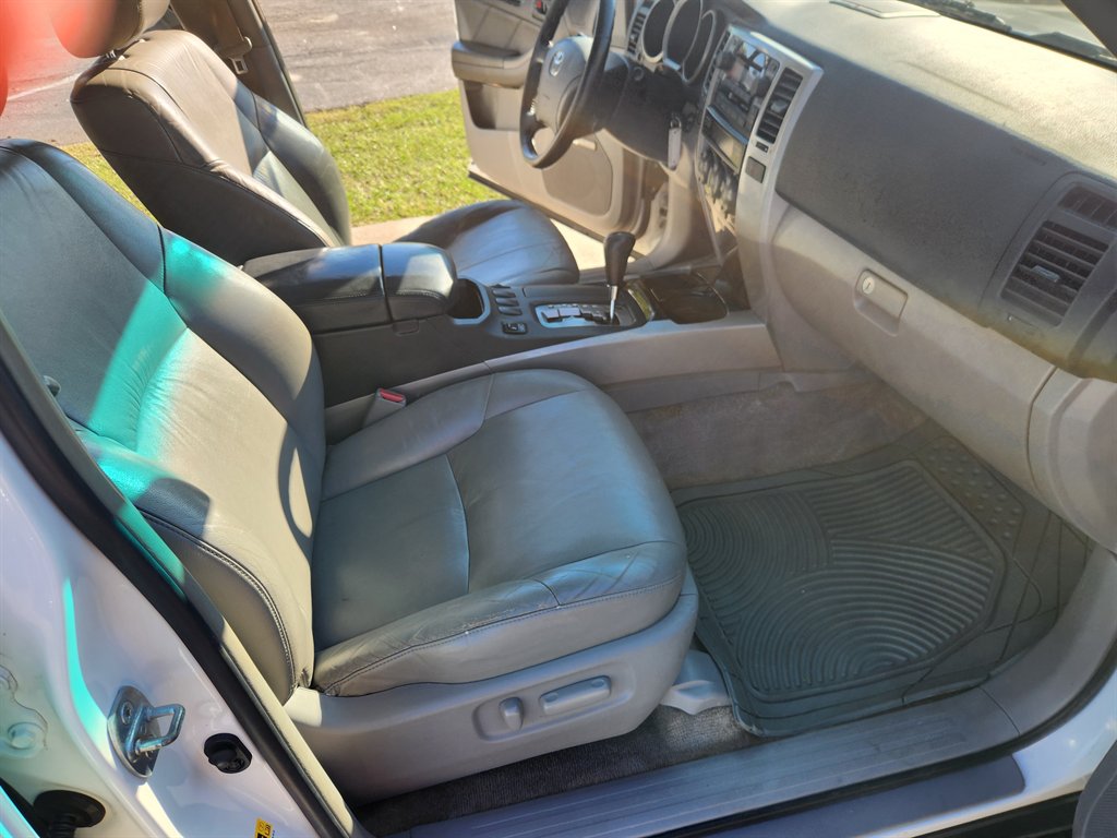 2006 Toyota 4Runner Limited - Photo 9
